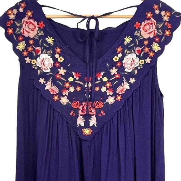 Altar’d State Floral Embroidered Blue Shift Dress Size Medium - Picture 4 of 9